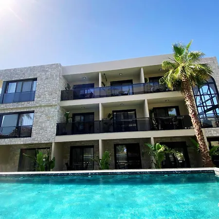 Ciftlique Alize Otel *